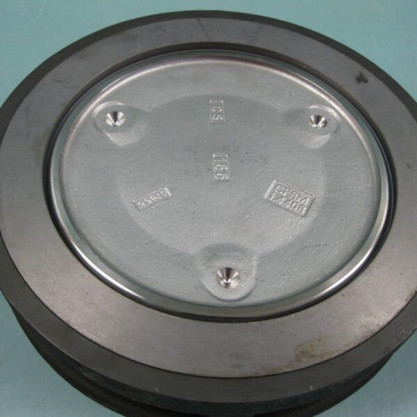 product-grid-gallery-item
